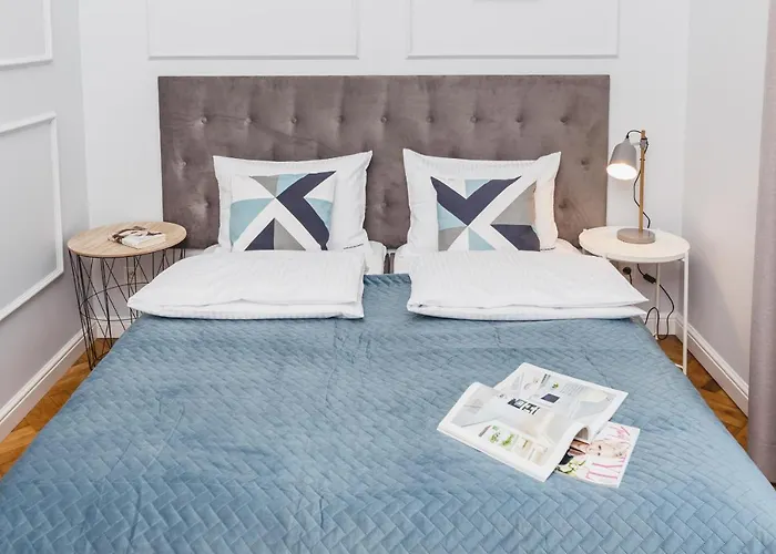 Traveler'S Best Choice - Old Town Guesthouse - By Upstairs