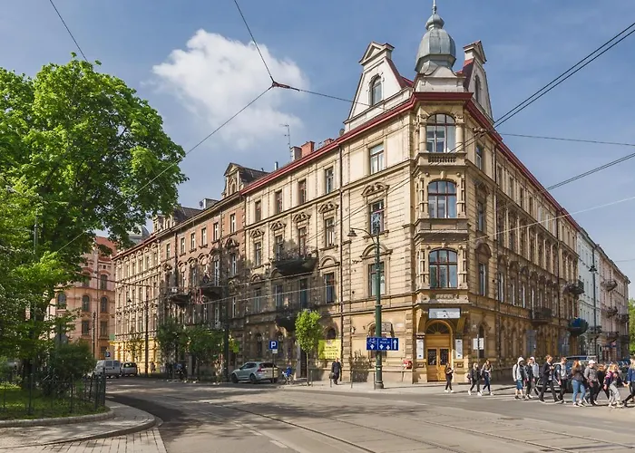 Traveler'S Best Choice - Old Town Guesthouse - By Upstairs
